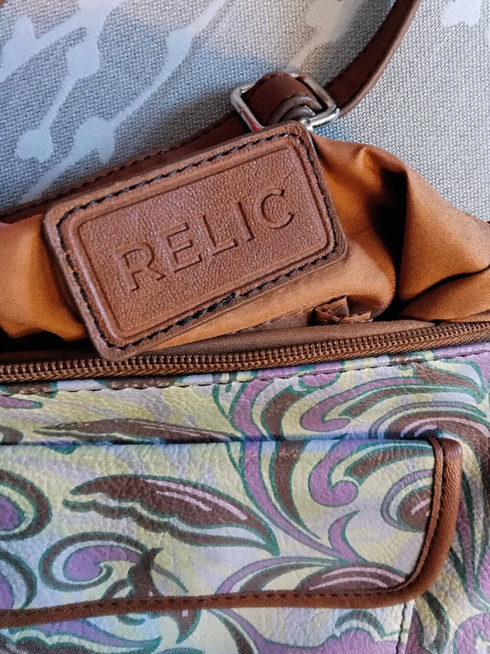 RELIC Boho Paisley Print Crossbody Bag | Adjustable Strap - Picture 10 of 14